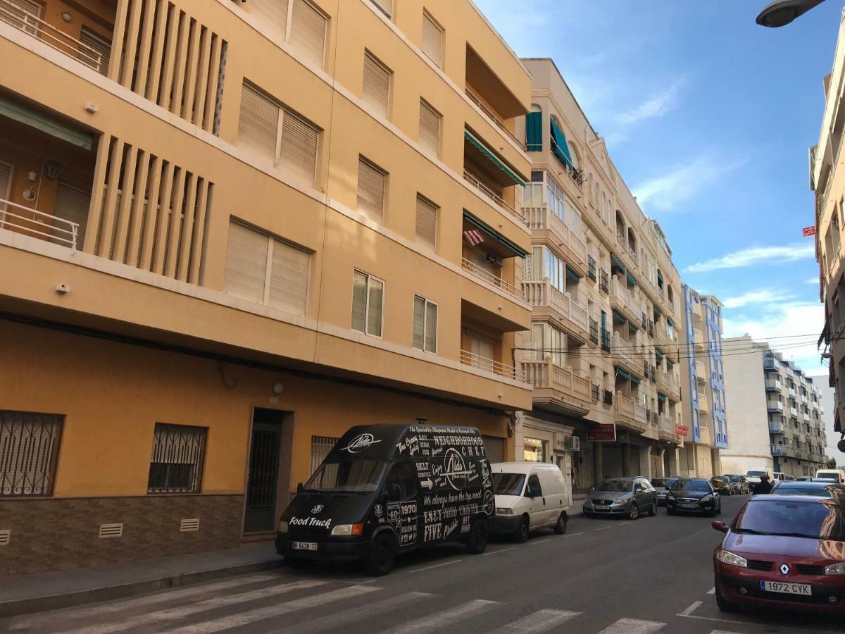 Homely Apartments Noruega Torrevieja Exterior foto